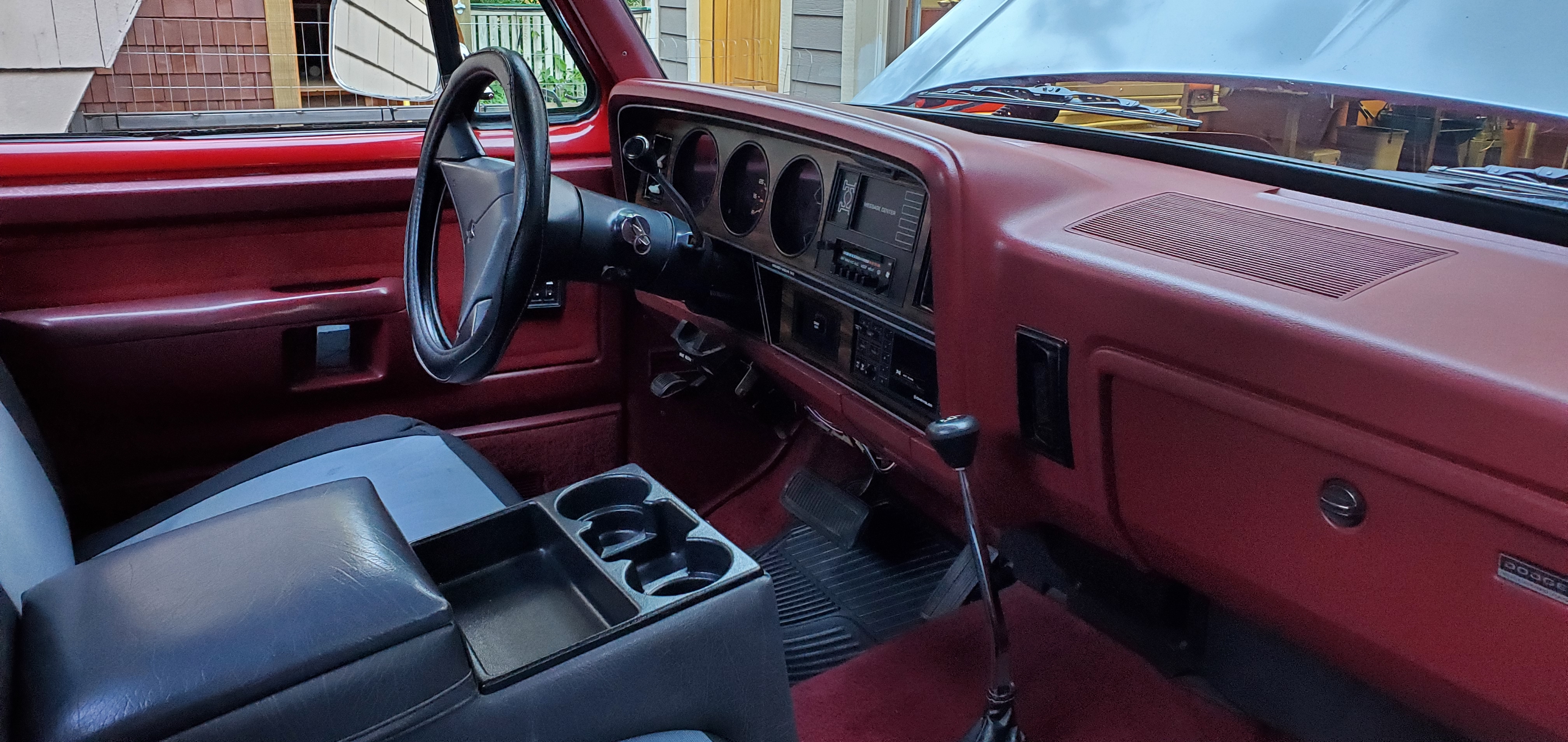 Interior — original bench seat